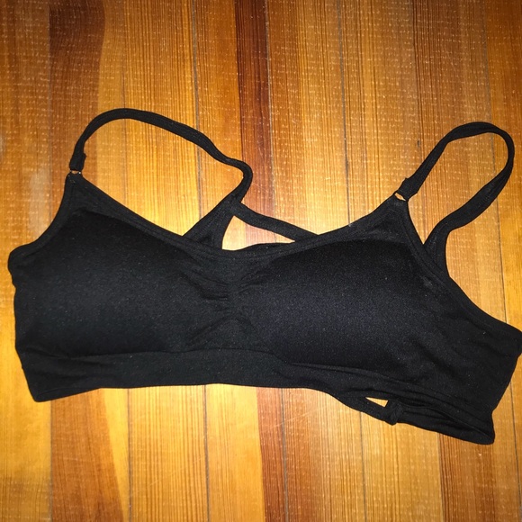🔴- NWT Cut out  sports bra - Picture 5 of 6
